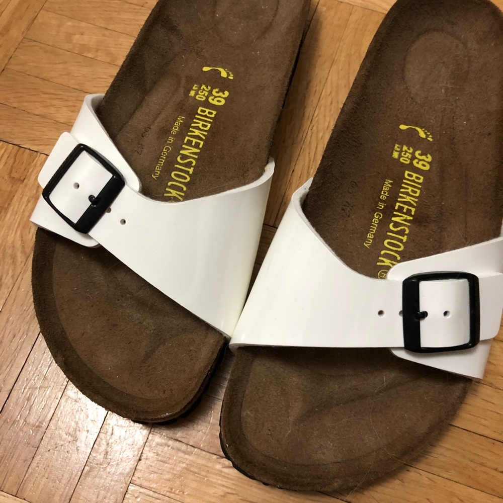 NWOT White birkenstocks